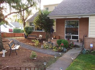 11307 NE Fremont Ct, Portland, OR 97220