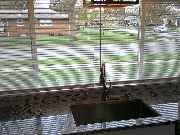 5th image of 20500 Blackstone Ct