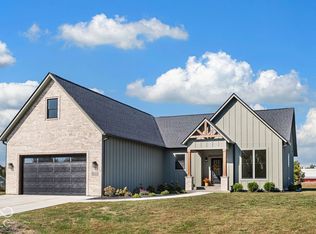 9036 E Gayle Dr, Morgantown, IN 46160