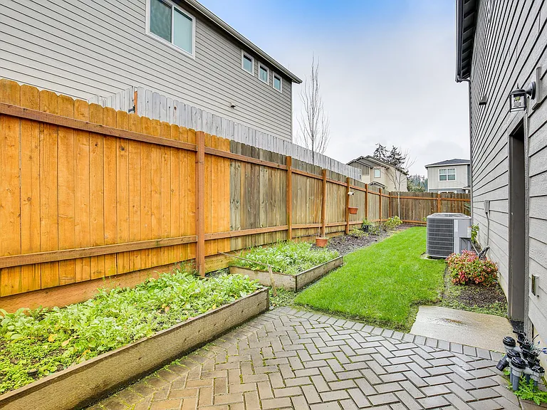 2430 Fieldcress Rd — Photo 14