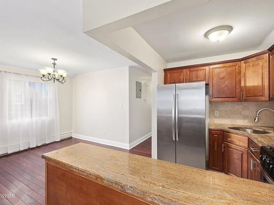2nd image of 13785 Bedell St #2