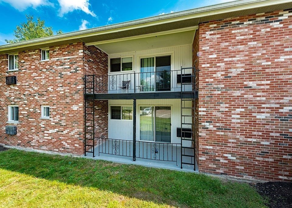 1st image of 99 Fountain Ln APT 4