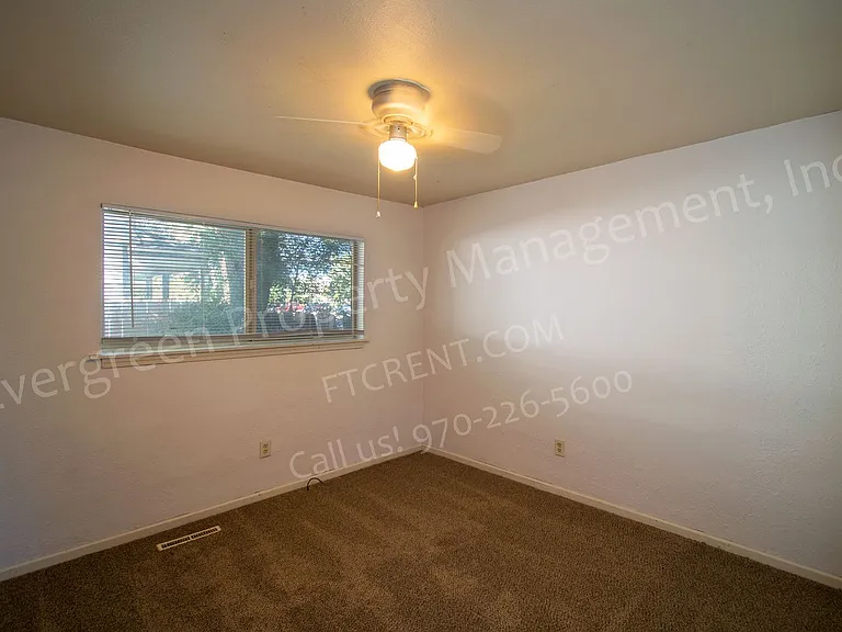 121 Buckingham St — Photo 22