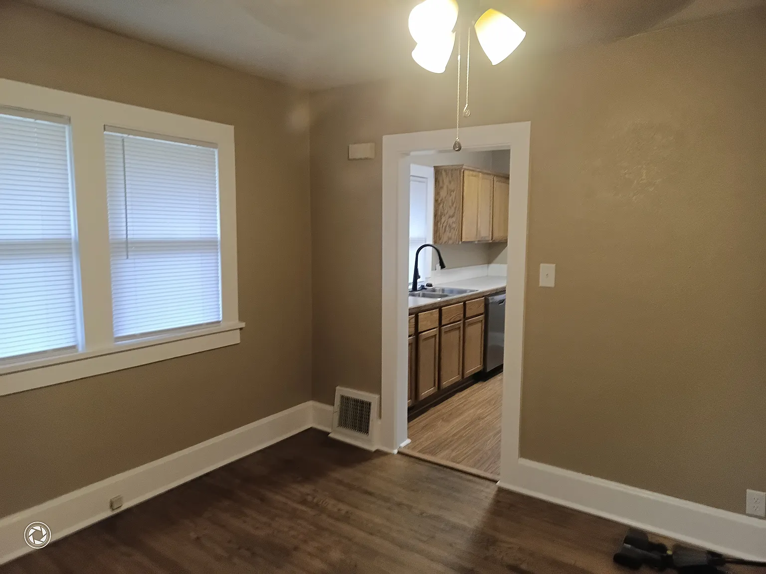 1916 MLK — Photo 4