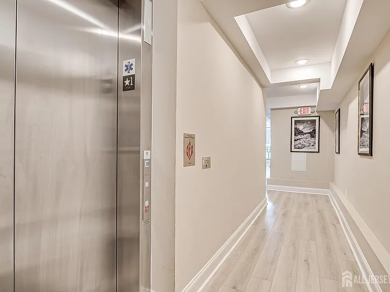 21 Station Pl — Photo 9
