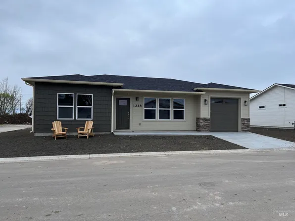 1228 Phillips Cir, Ontario, OR 97914