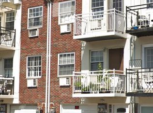 32-18 23rd St #1G, Astoria, NY 11106