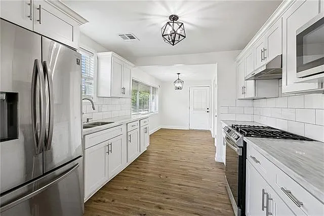 9015 Fig St — Photo 2