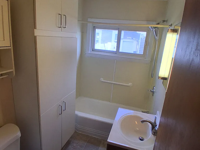 14 Wilder St #C — Photo 12