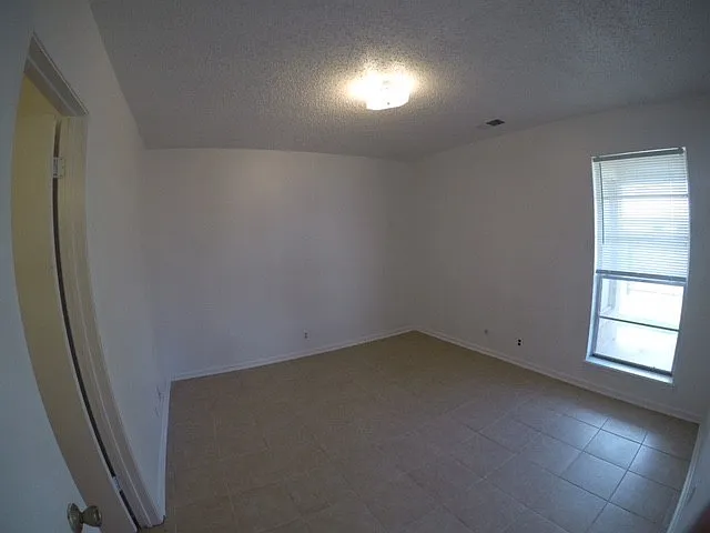 734 Hawn Cir — Photo 11