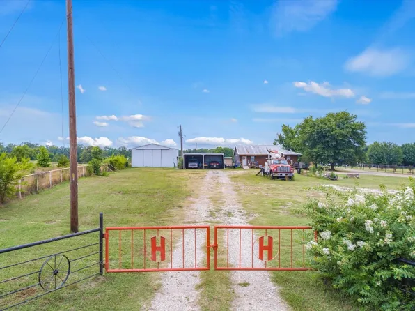 12690 Fm 17, Grand Saline, TX 75140