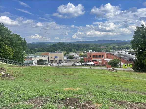 C St, North Wilkesboro, NC 28659