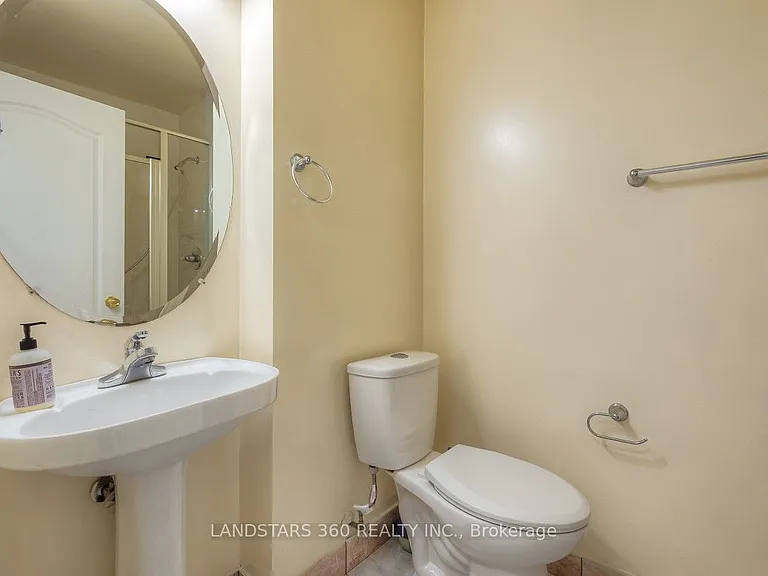 9133 Bayview Ave #69 — Photo 28