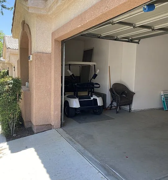 W Interior Villa Location Within — Photo 16