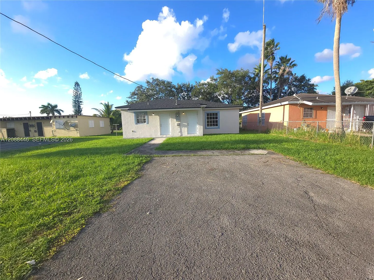Central Comml Homestead — Photo 4