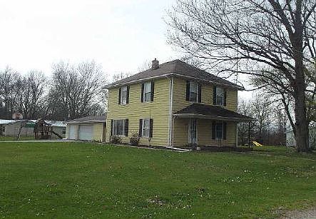 1st image of 425 Buell St