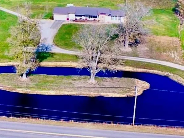 1099 Mohawk Dr, Lucasville, OH 45648