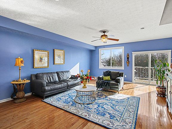 3rd image of 3092 Palmer Pl