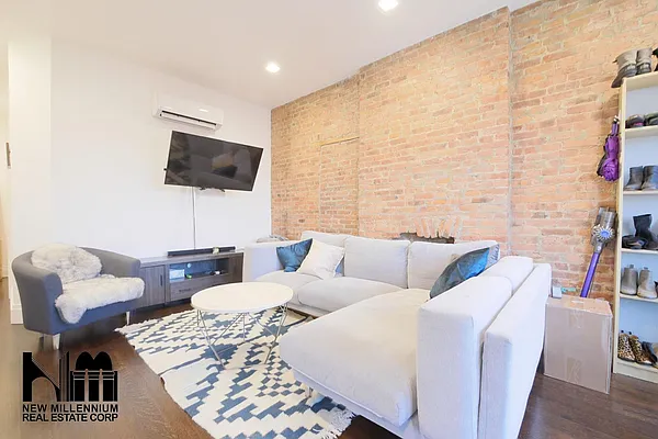 Rented by NMRE | media 25