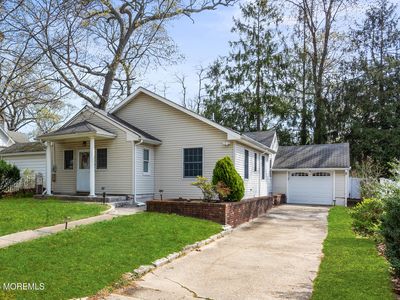 185 Pinecrest Road, Oakhurst, NJ, 07755