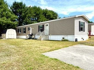21 Purington Avenue, Mechanic Falls, ME 04256