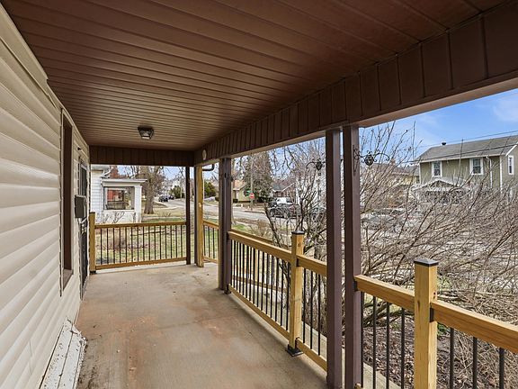 3rd image of 1417 Barthold St