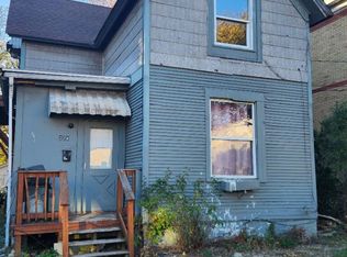 228 Howland Ave, Racine, WI 53404