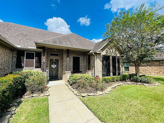 2nd image of 6410 Kerrville Ln