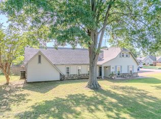 7341 Kingcrest Rd, Olive Branch, MS 38654