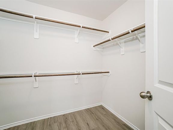 5th image of 14080 Lahontan Dr
