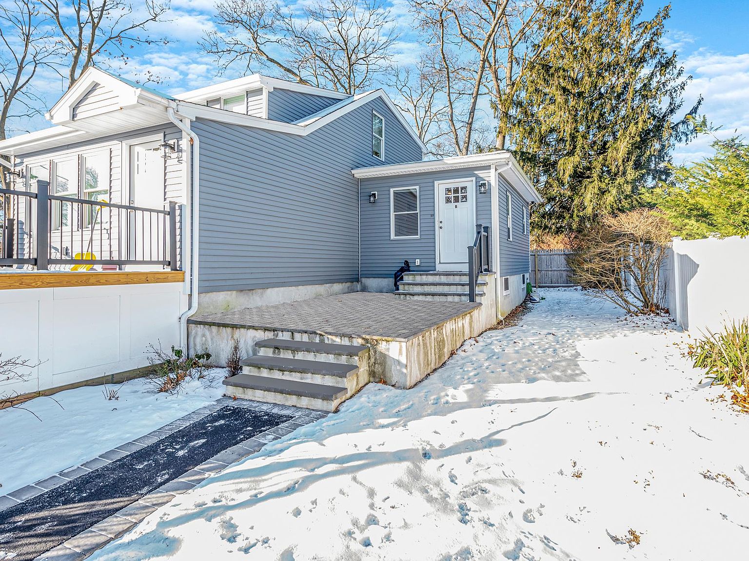 134 Ralph Ave 2, Babylon, NY 11702 Zillow