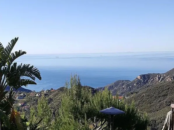 333 Moonrise Dr, Malibu, CA 90265