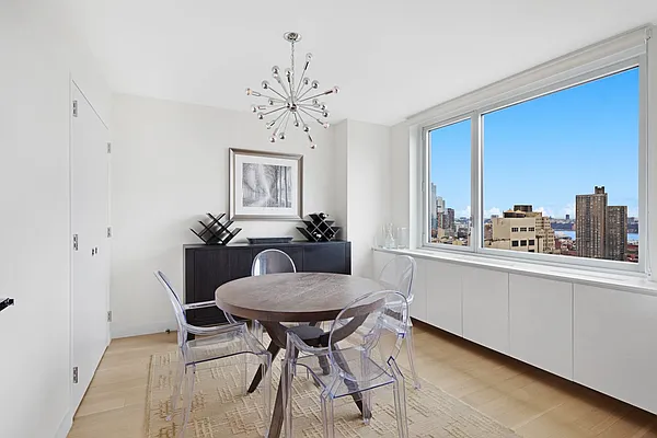 Rented by Compass | media 11