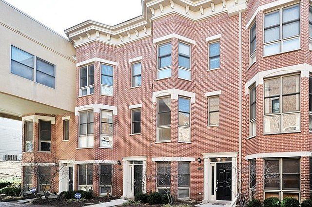 1st image of 1723 W Belmont Ave APT D