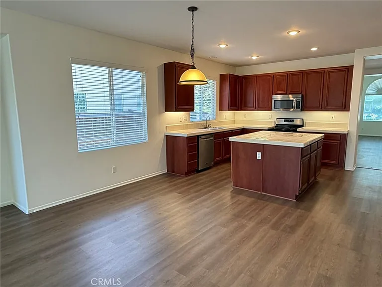 36168 Leeds St — Photo 13