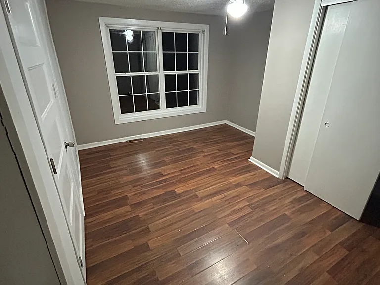 8724 Williams Ln — Photo 4