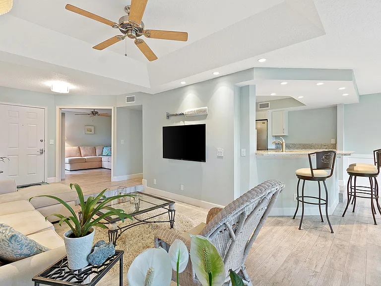204 Sea Oats Dr #D — Photo 6