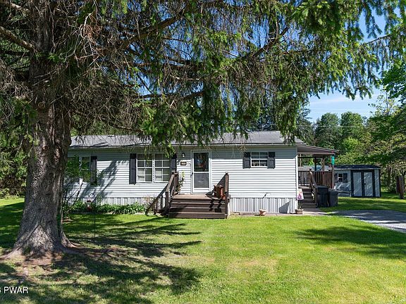 3rd image of 8 Cherry Crst