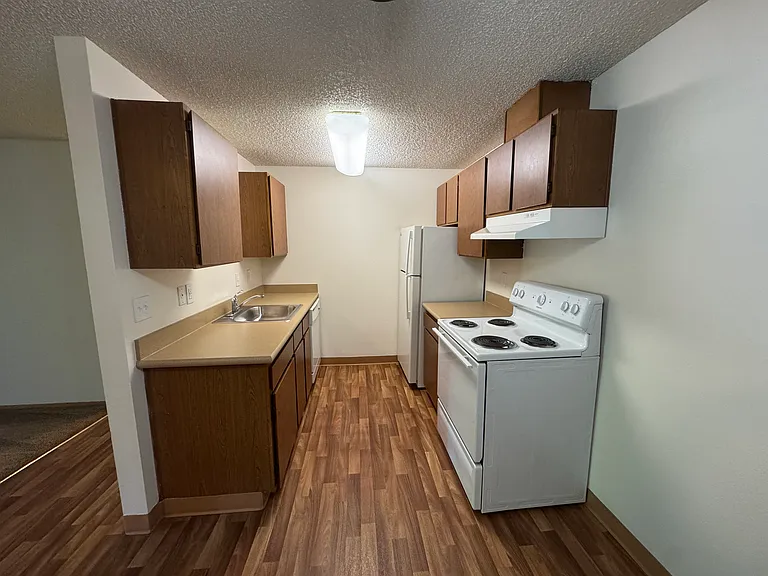 Meridian Village — Photo 16