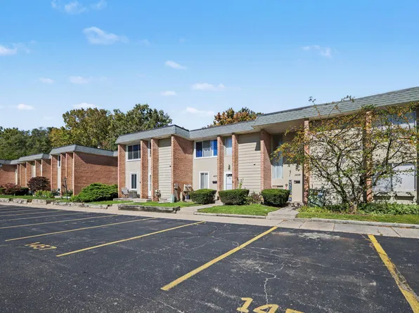 1457 N Saxony Dr SE #14, Grand Rapids, MI 49508