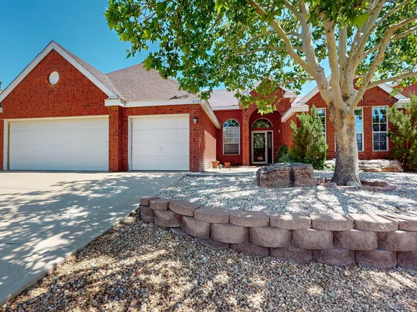 8720 Oakcrest Pl NW, Albuquerque, NM 87114
