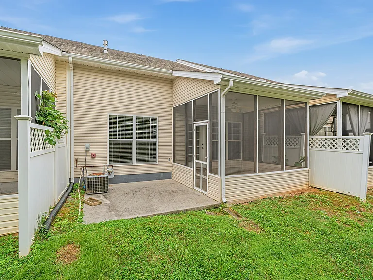 10810 Carpenter Run Ln — Photo 31
