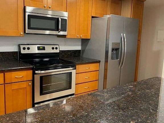 3rd image of 546 Via De La Valle Unit H