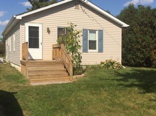 6081 Bellingham Ct, Burton, MI 48519