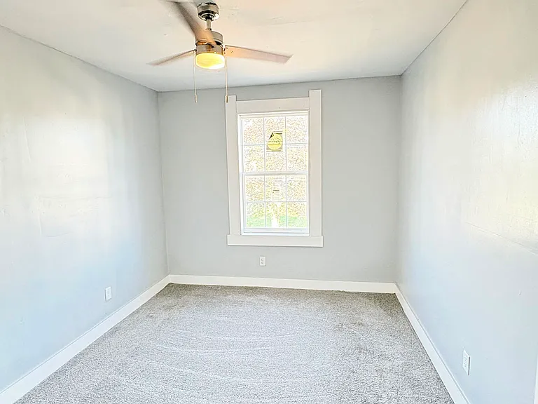328 Willard St — Photo 19