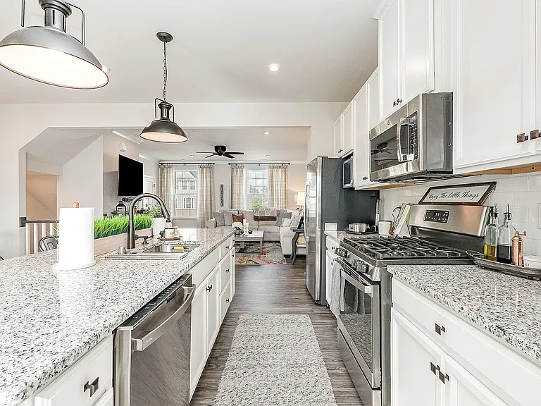 235 Misty Pike Dr — Photo 6