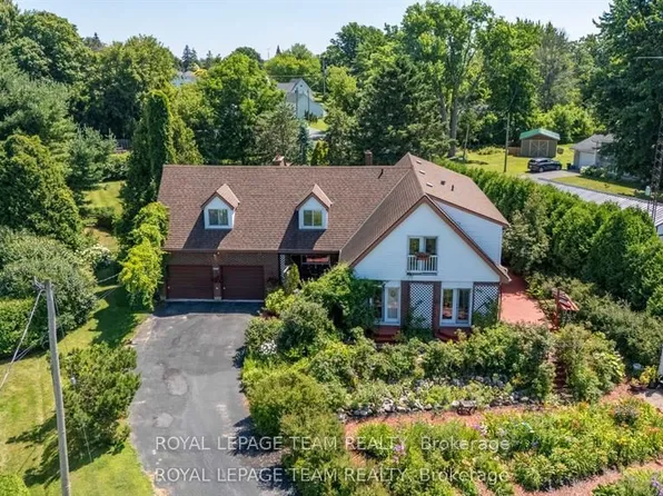5687 Cherry St, South Dundas, ON K0C 1X0