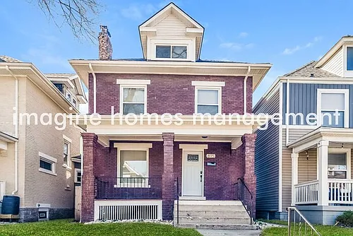 895 Linwood Ave Photo 1