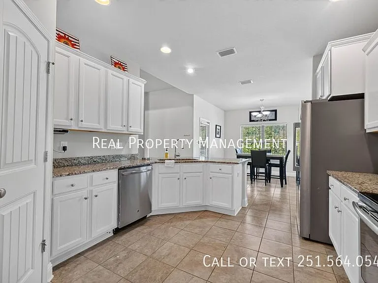 152 Heritage Cir — Photo 23