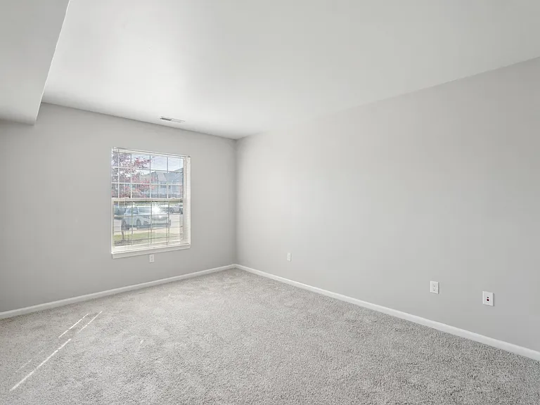 Abbey Ridge Apartment Homes — Photo 82